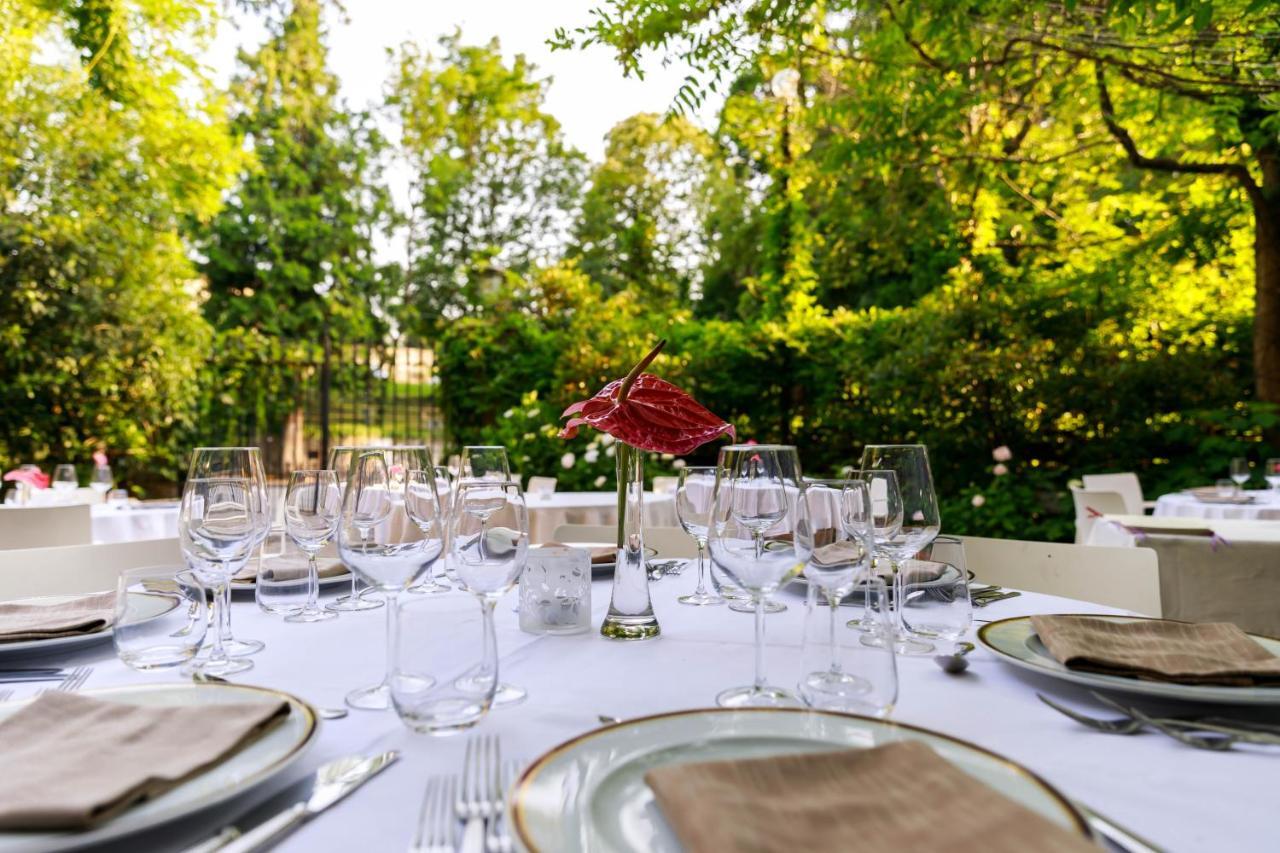 Albergo Ristorante Madonnina Cantello Exterior foto